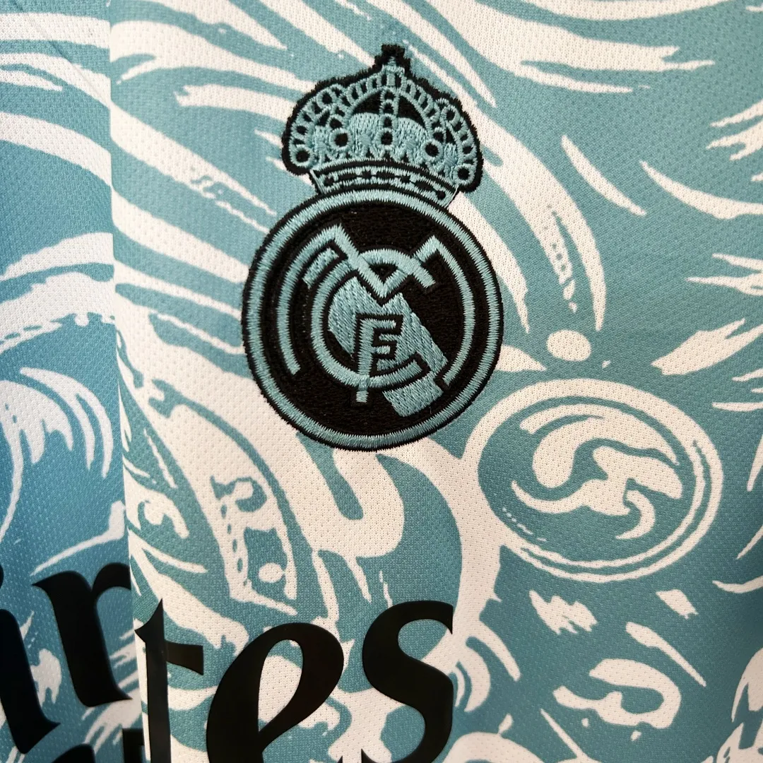 Real Madrid Special Edition Jersey 2025/26 - Image 4