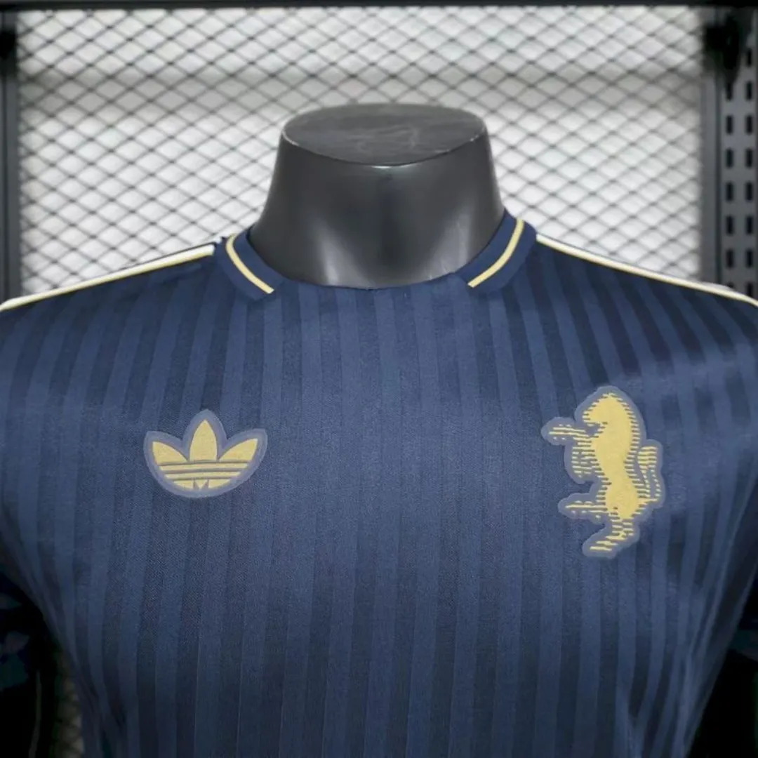 Player Version Juventus Terrace Icons Jersey 2025/26 - Image 3