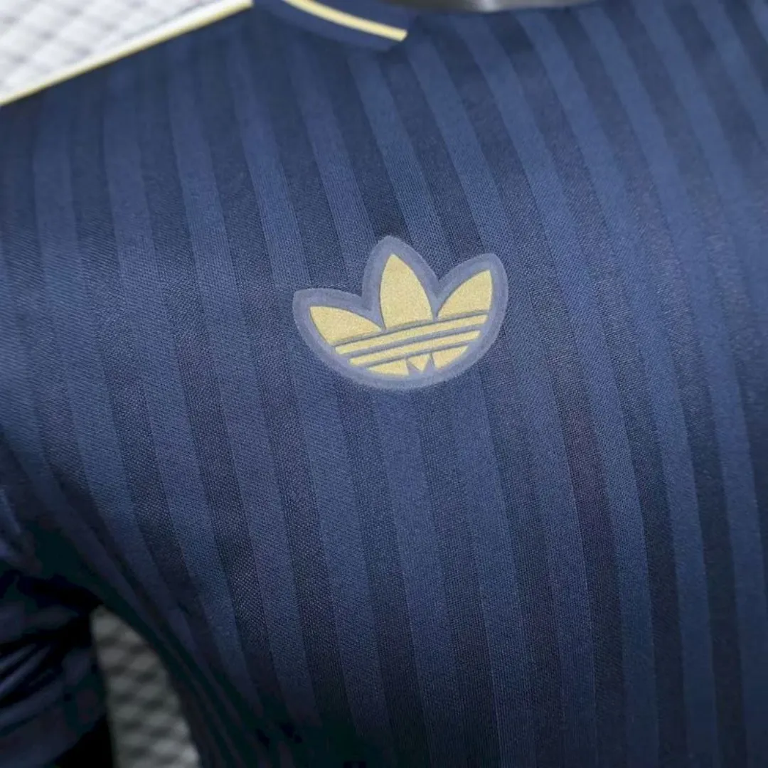 Player Version Juventus Terrace Icons Jersey 2025/26 - Image 5