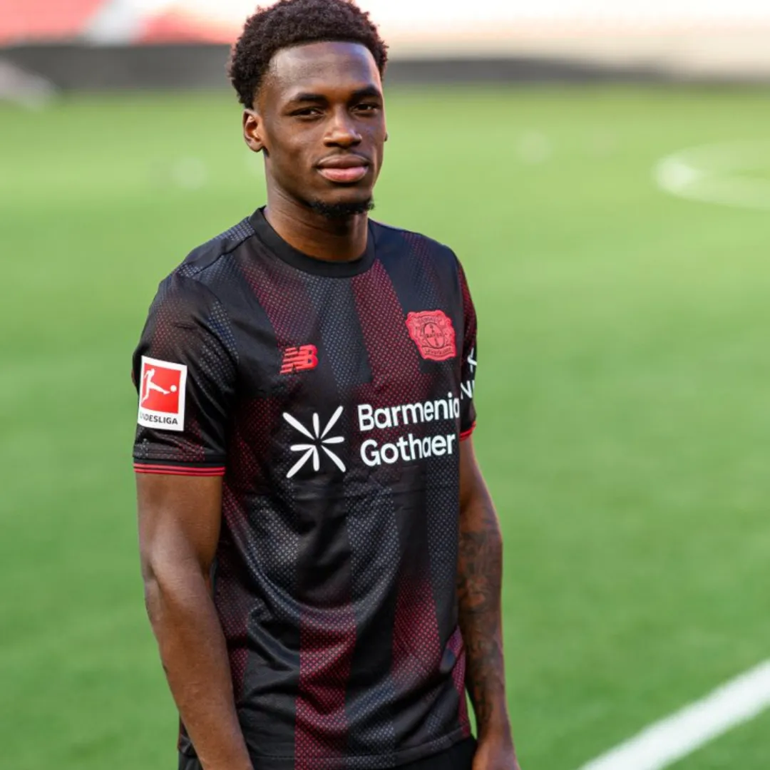 Bayer 04 Leverkusen Home Jersey 2025/26 - Image 3