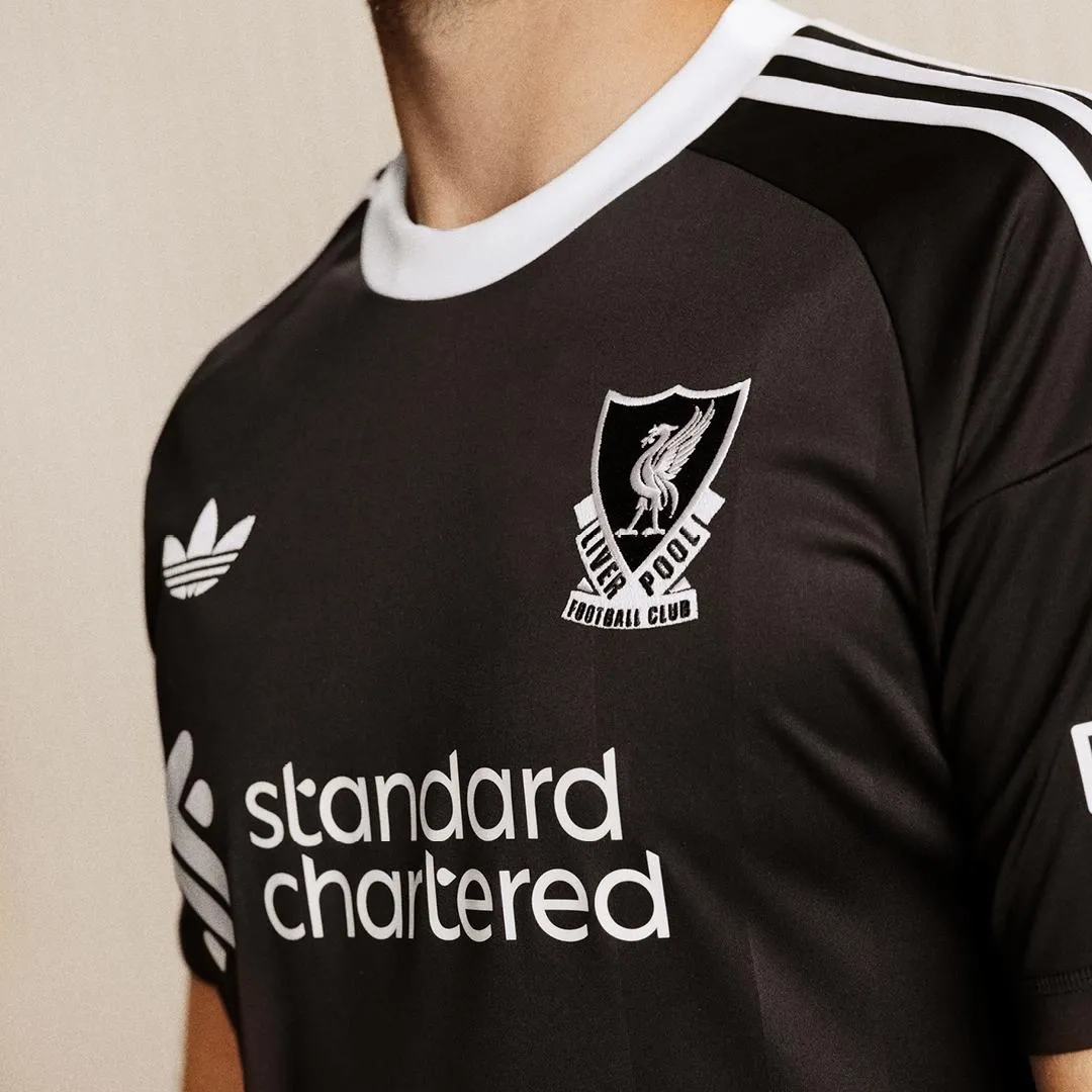 Liverpool Third Goalkeeper Jersey 2025/26 - Image 5