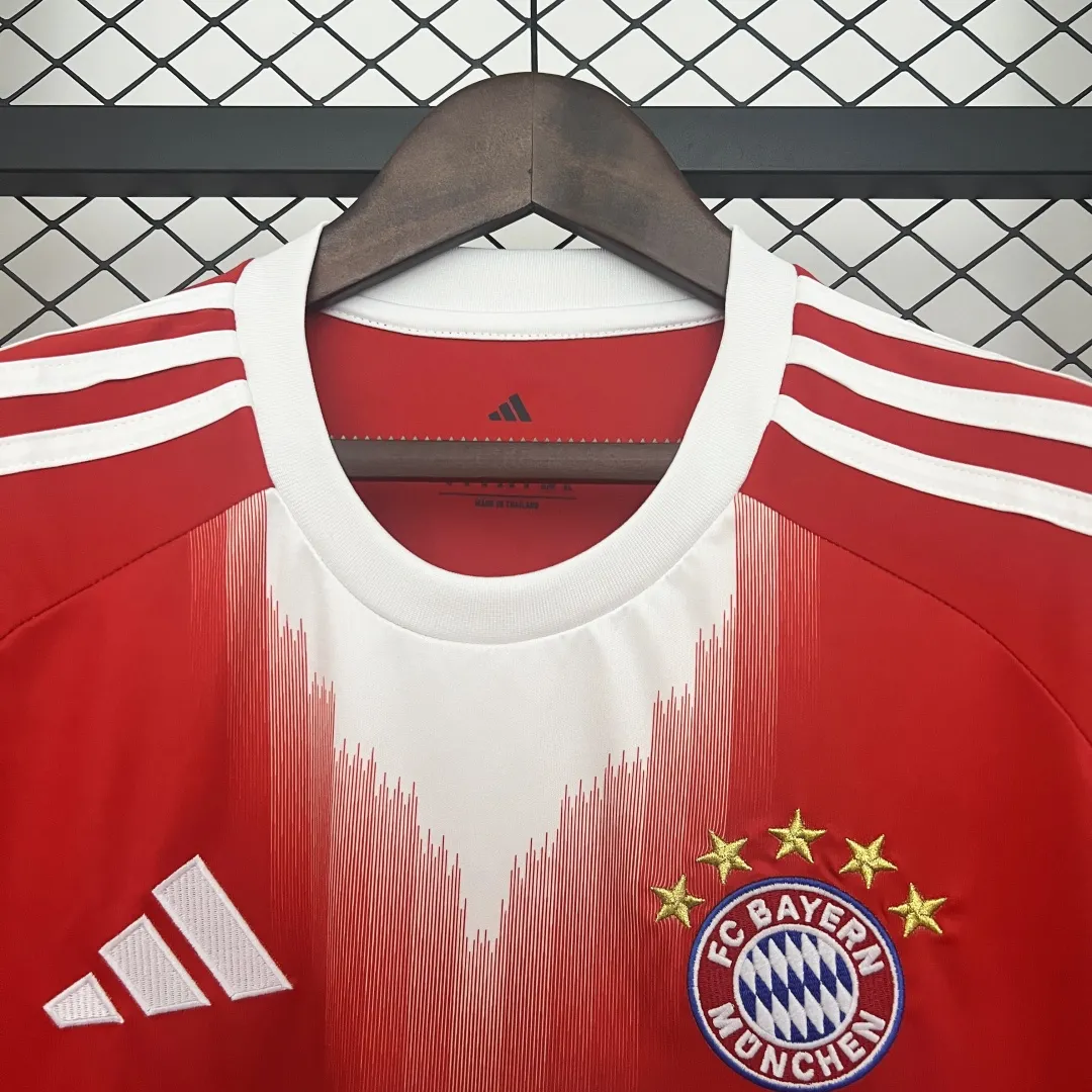 Bayern Munich Home Jersey 2025/26 - Image 5