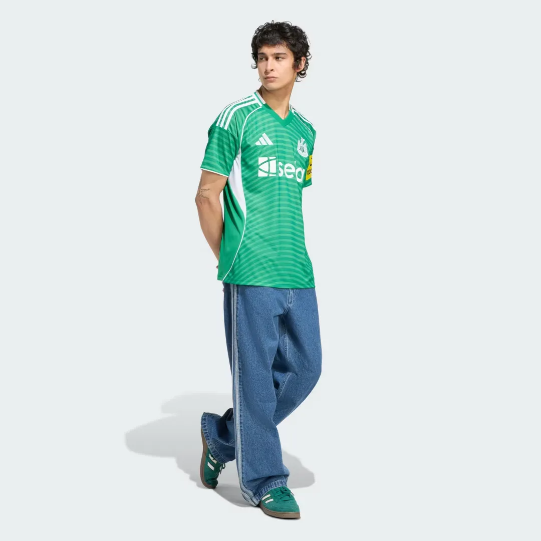 Newcastle United Away Jersey 2025/26 - Image 5