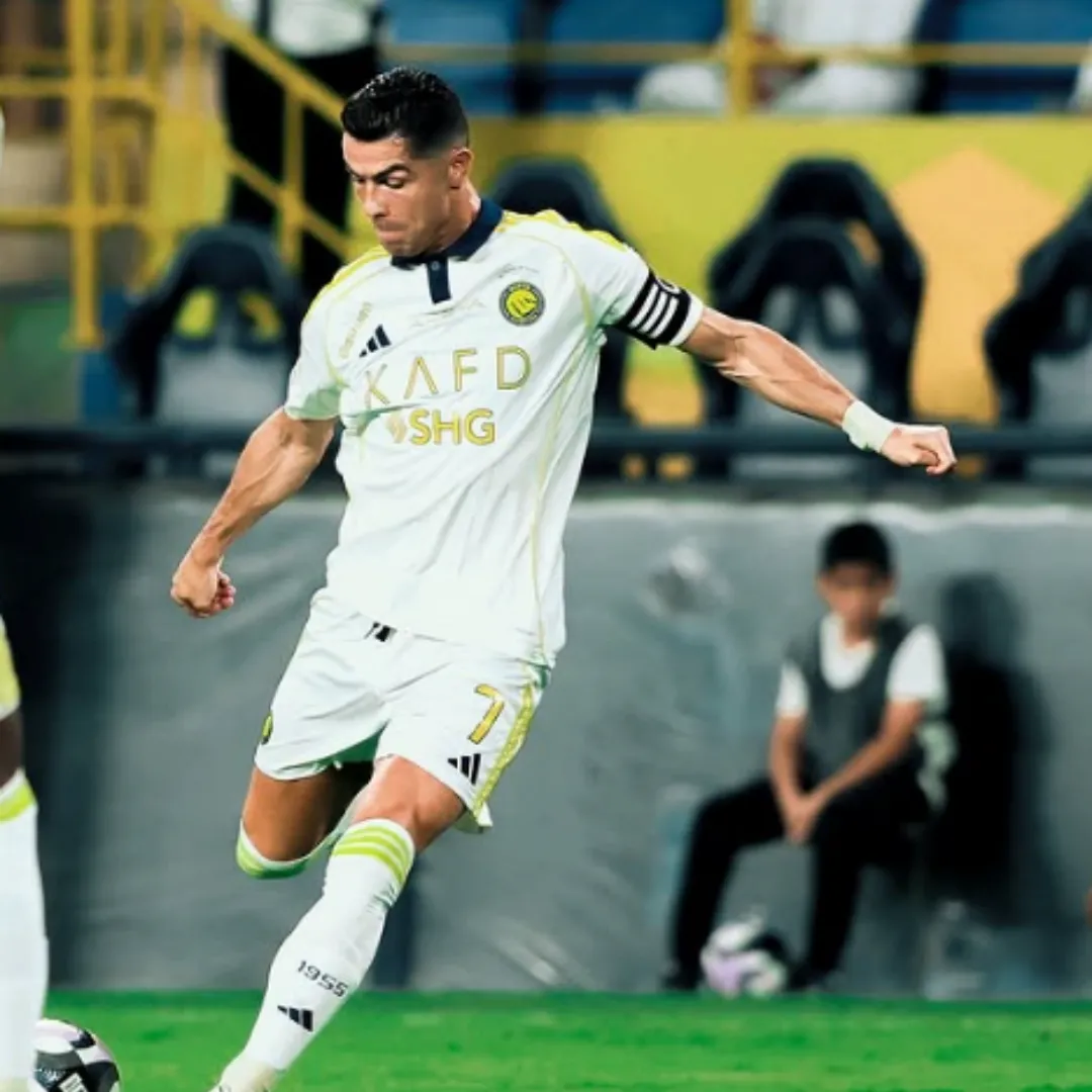Al-Nassr Third Jersey 2025/26 - Image 3