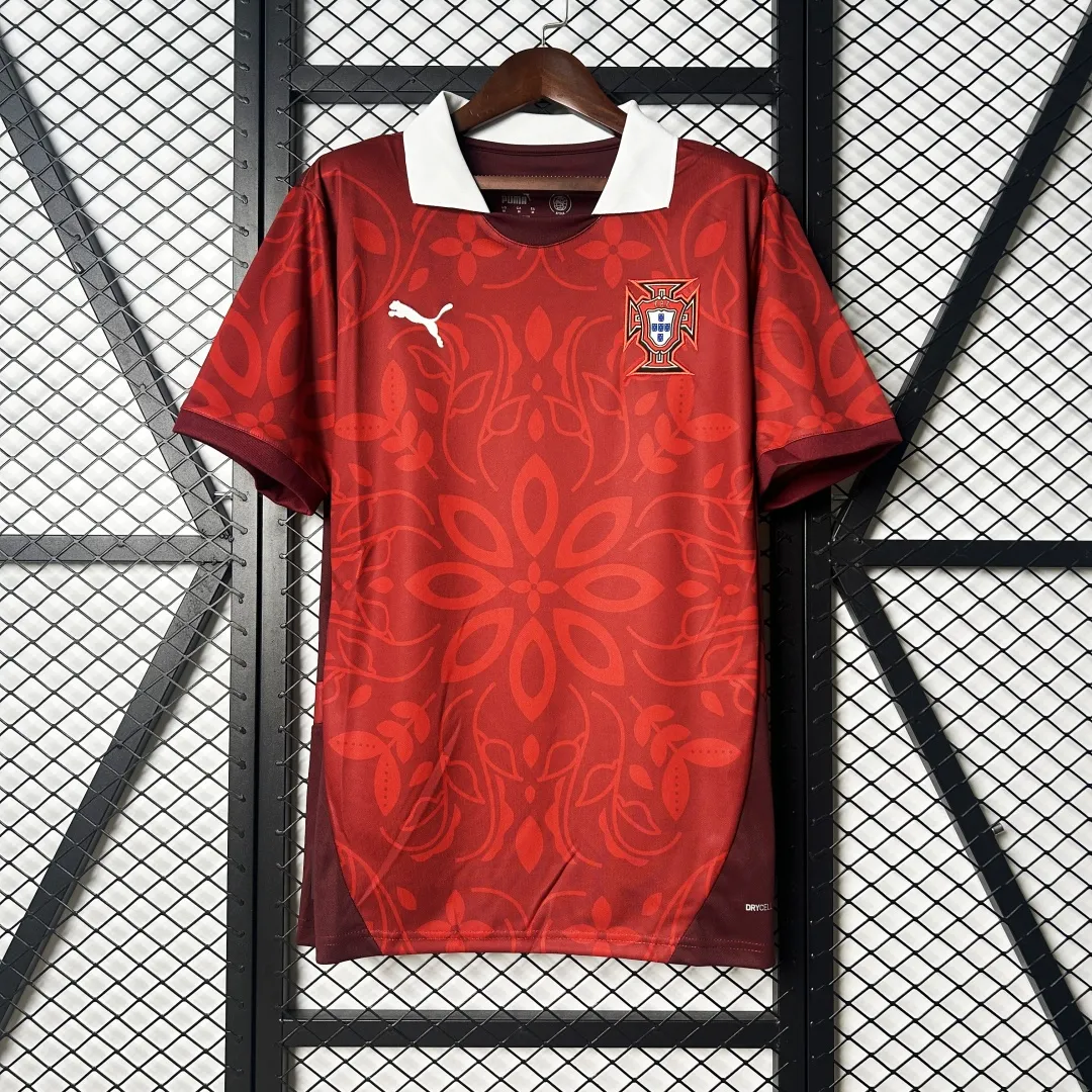 Alternative view of Portugal Training Jersey 2025