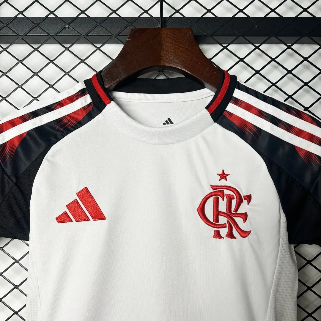 Kid's Flamengo Away Kit 2025 - Image 4