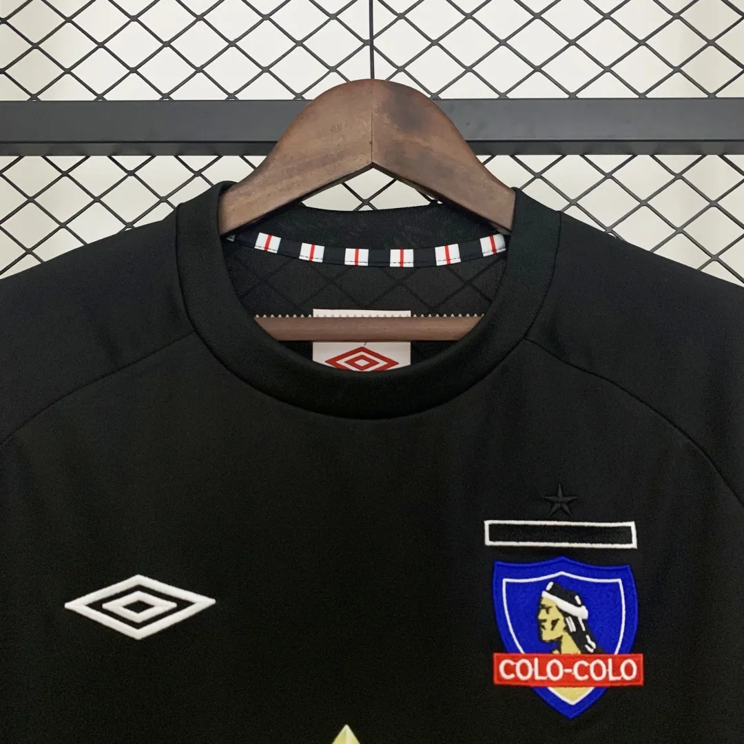 Retro Colo Colo Away Jersey 2011 - Image 3