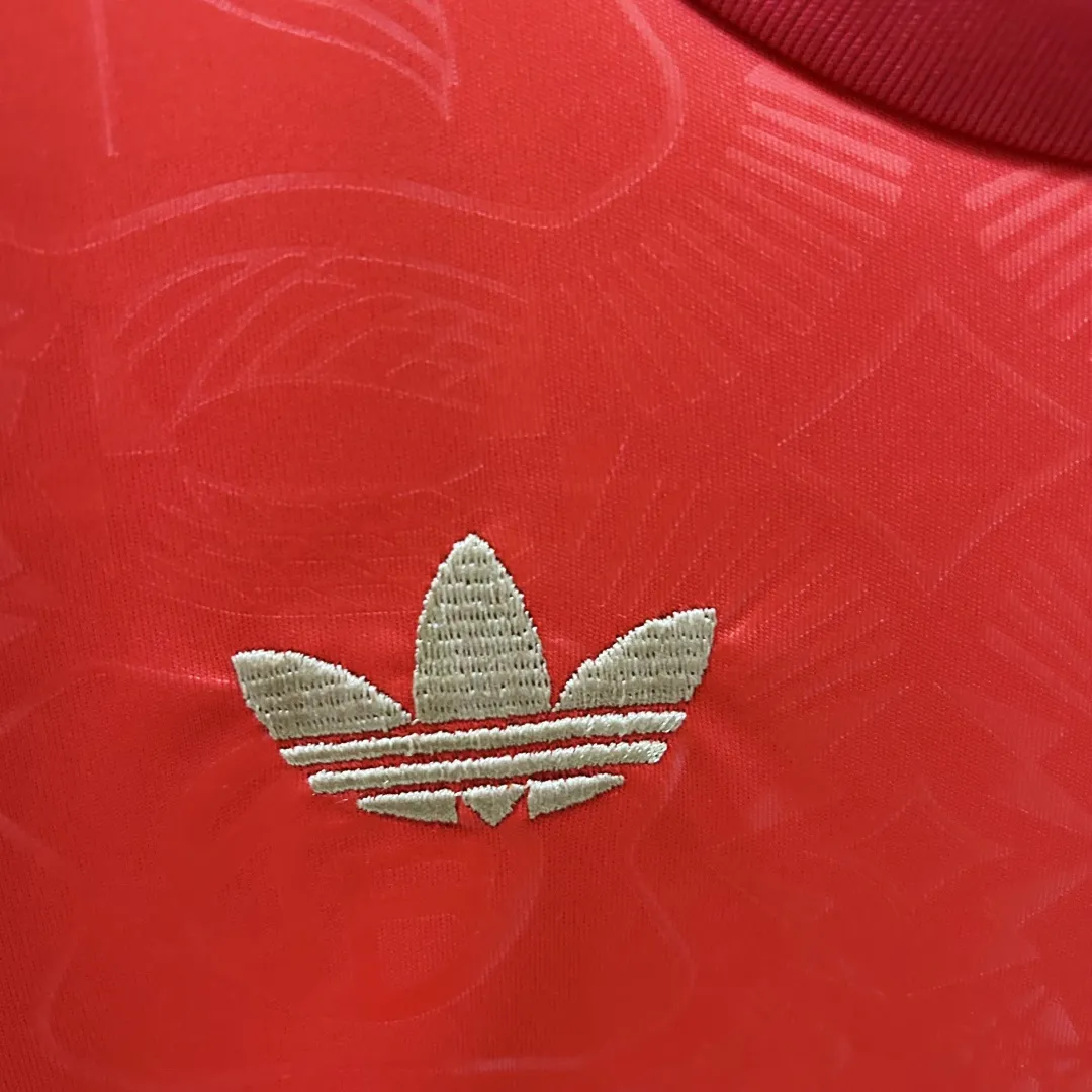 Kid's Bayern Munich 125th Anniversary Kit 2025/26 - Image 4