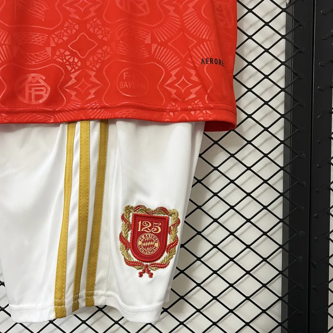 Kid's Bayern Munich 125th Anniversary Kit 2025/26 - Image 7