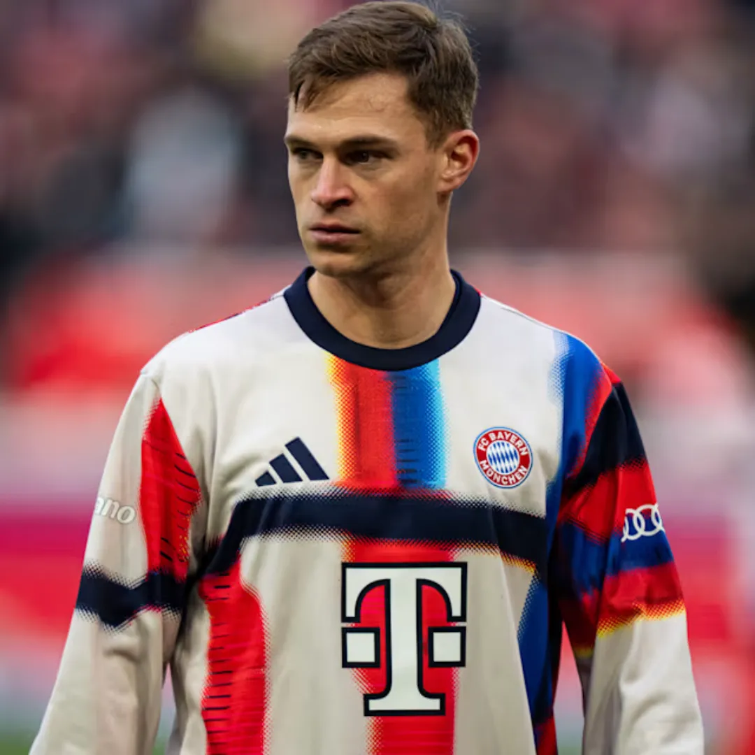 Bayern Munich Pre-Match Training Jersey 2025/26 - Image 3
