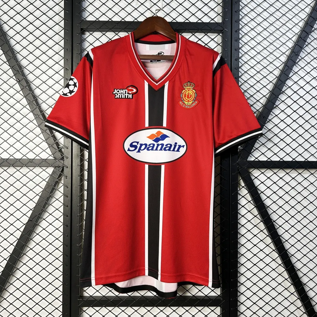 Alternative view of Retro RCD Mallorca Home Jersey 2001/02