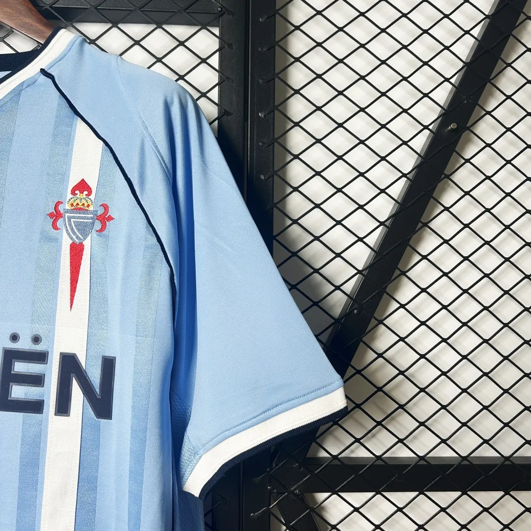 Retro Celta Vigo Home Jersey 2001/02 - Image 5