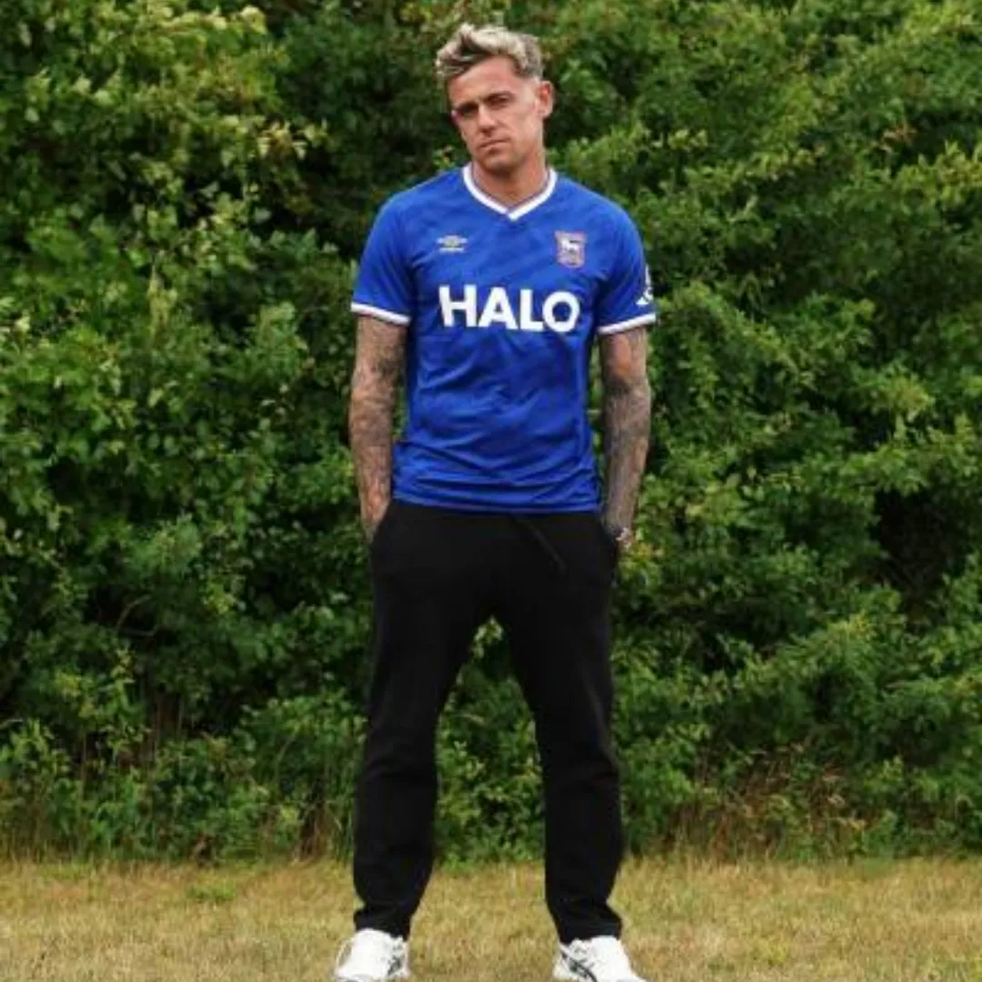 Ipswich Town Home Jersey 2025/26 - Image 6