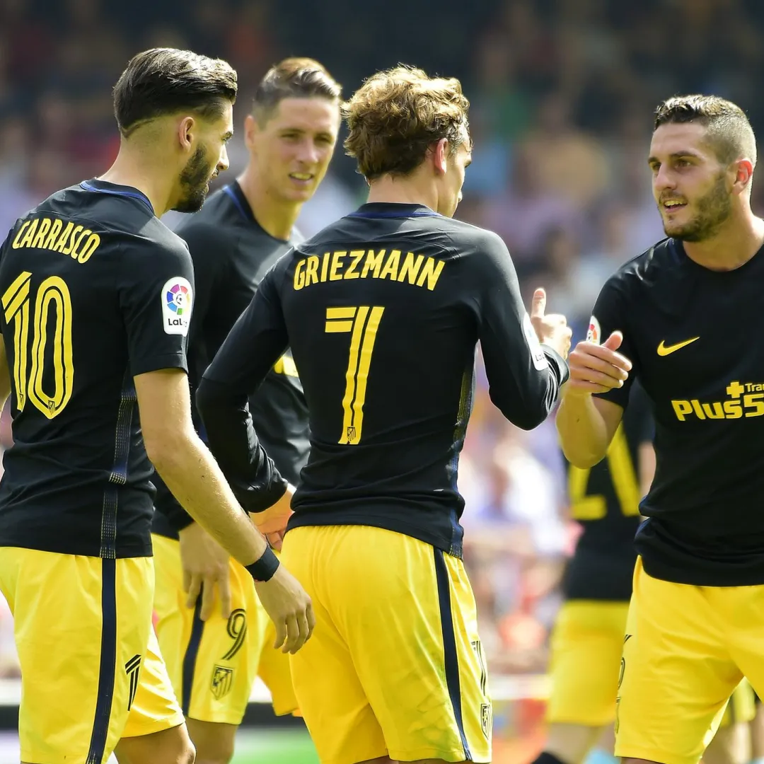 Alternative view of Retro Atletico Madrid Away Jersey 2016/17