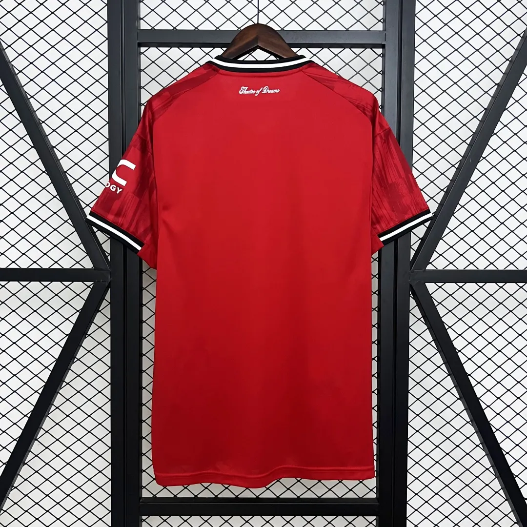 Manchester United Home Jersey 2025/26 - Image 10
