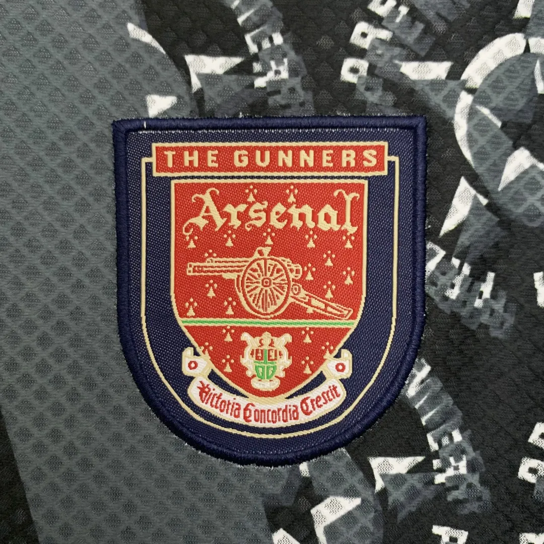 Retro Arsenal Goalkeeper Long Sleeve Jersey 1994/95 - Image 5