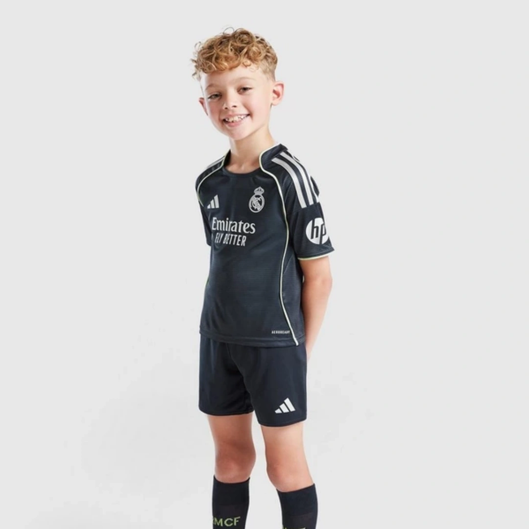 Alternative view of Kid's Real Madrid Away Kit 2025/26