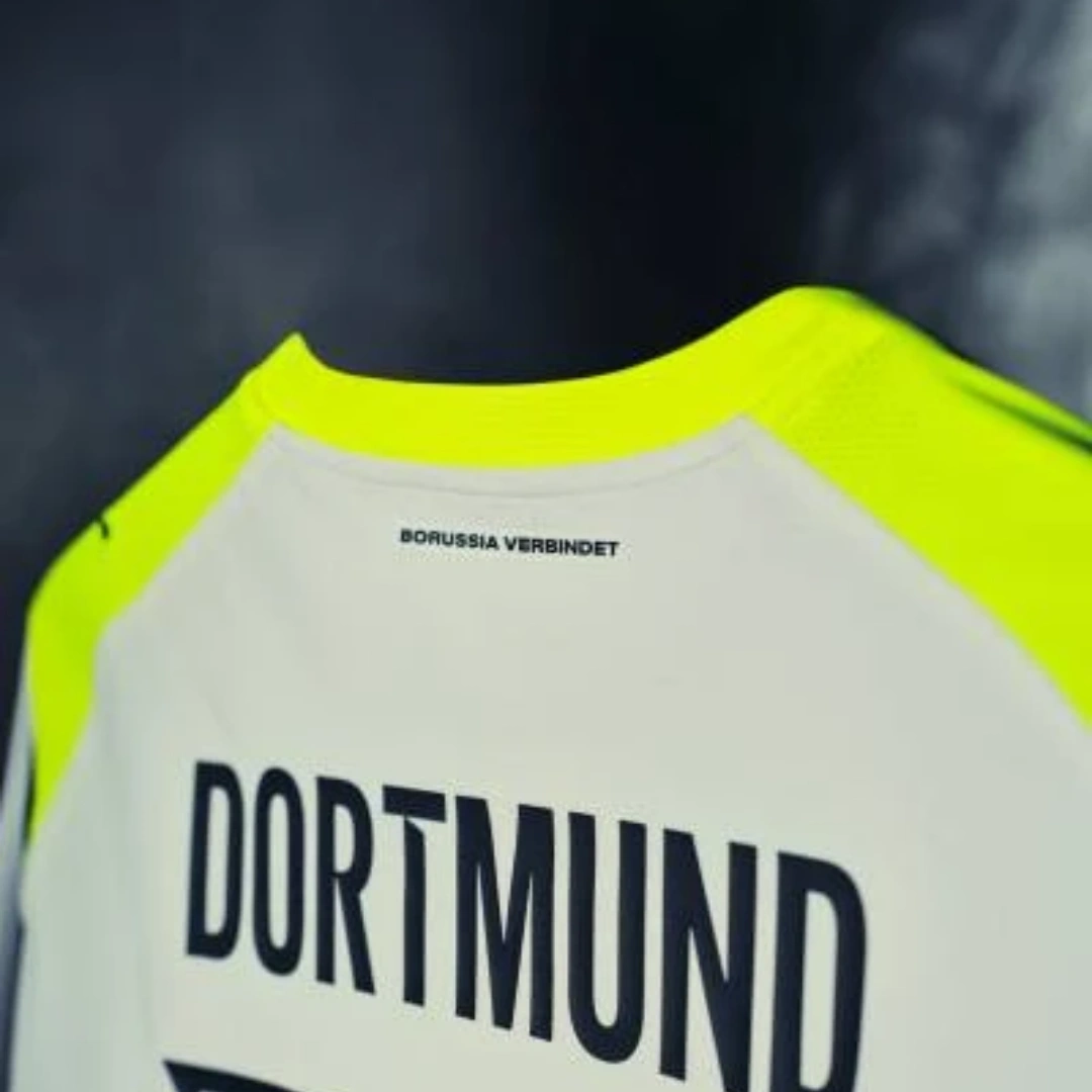 Borussia Dortmund Away Jersey 2025/26 - Image 9