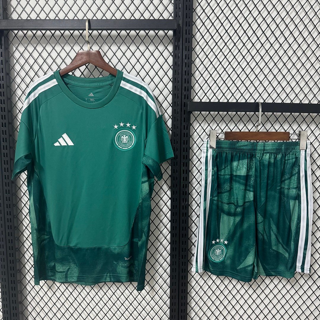 26/27 Germany Cyan Goalkeeper Adult Kit