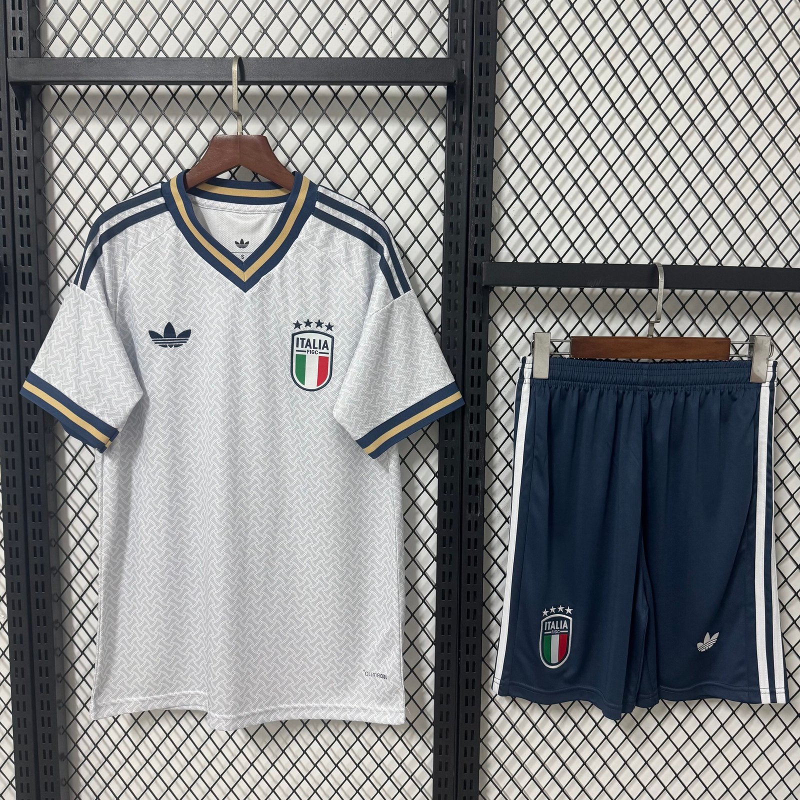 26/27 Italy Away Adult Kit - Image 3