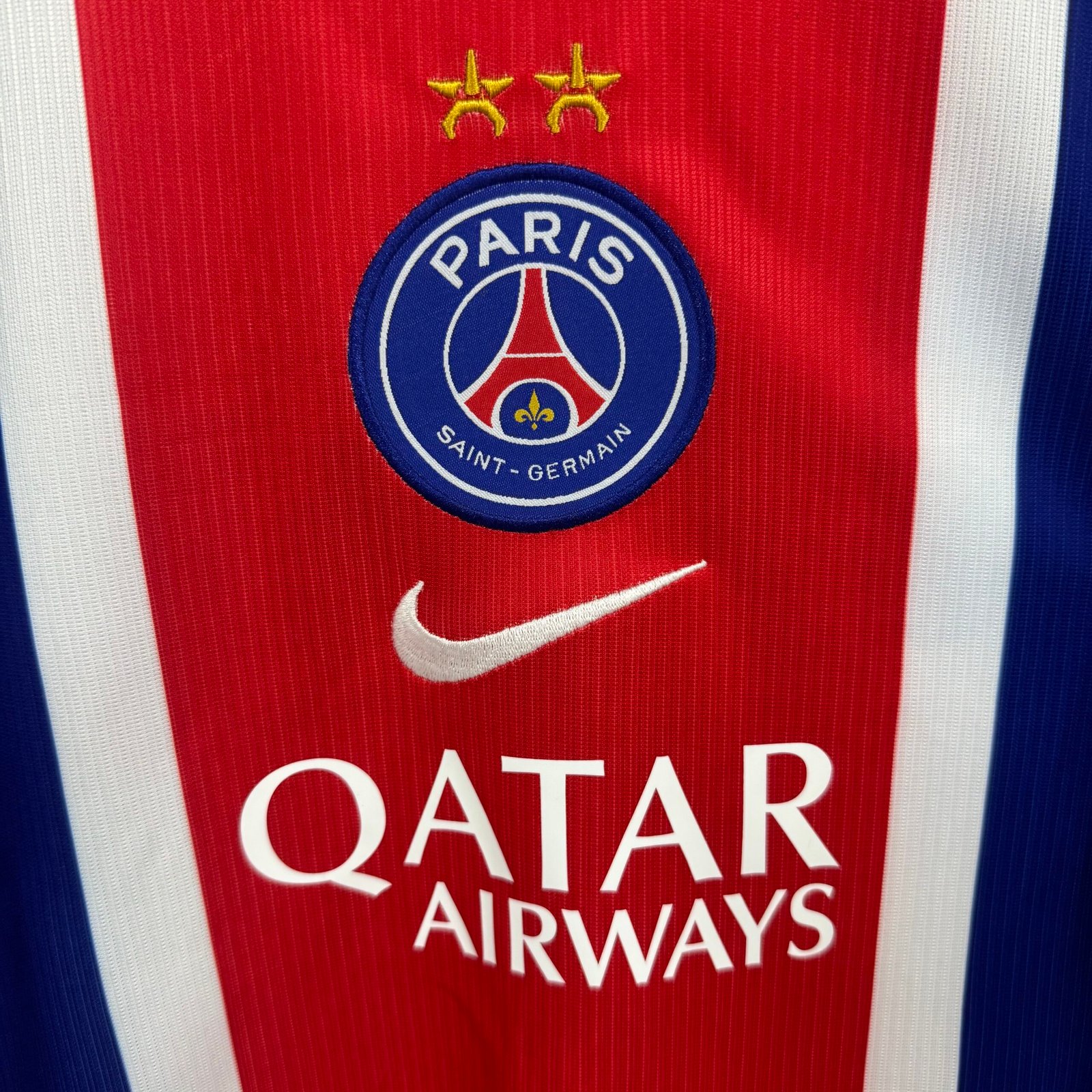 Alternative view of 26/27 PSG Home 2 Stars Adult Kit