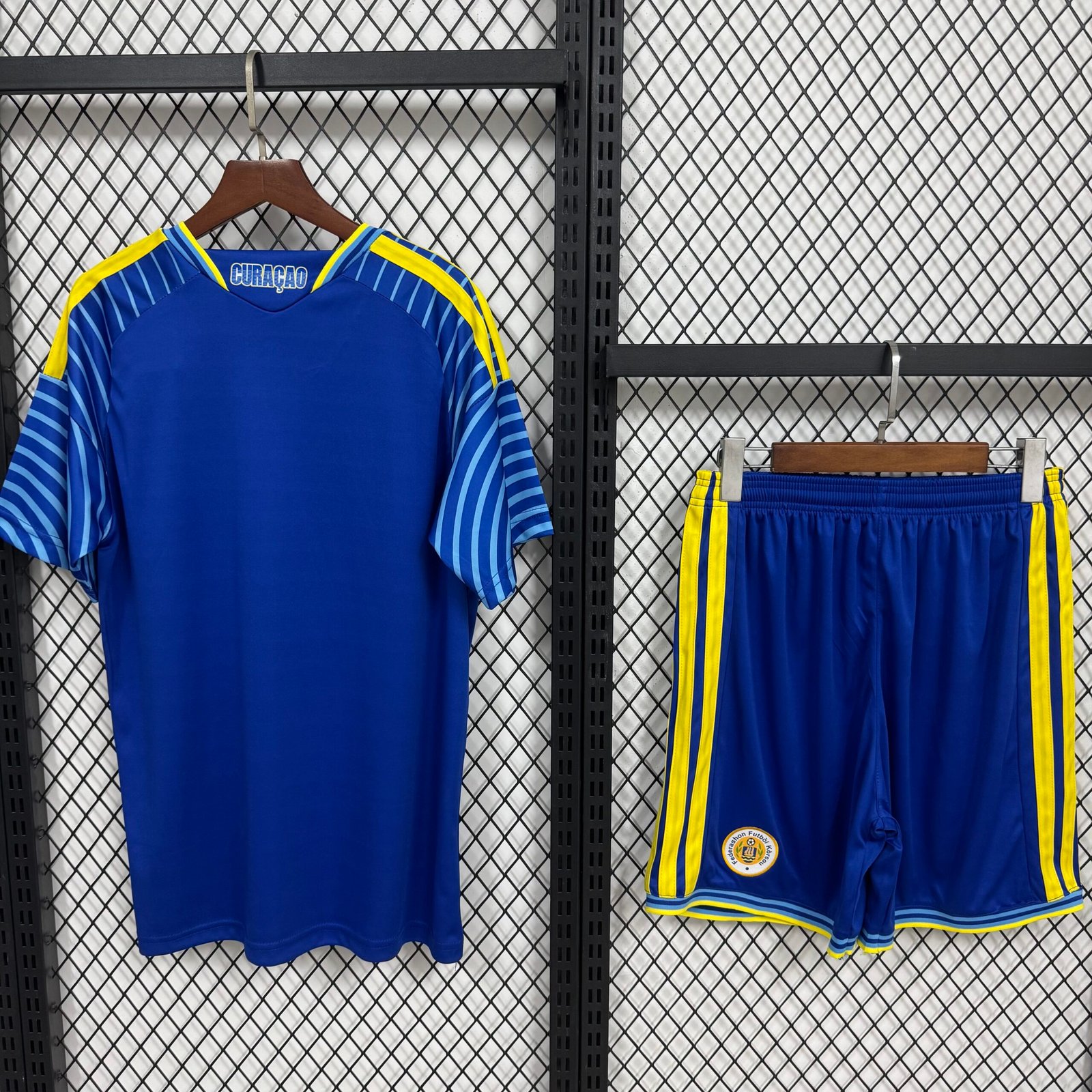 Alternative view of 26/27 Curacao Home Adult Kit