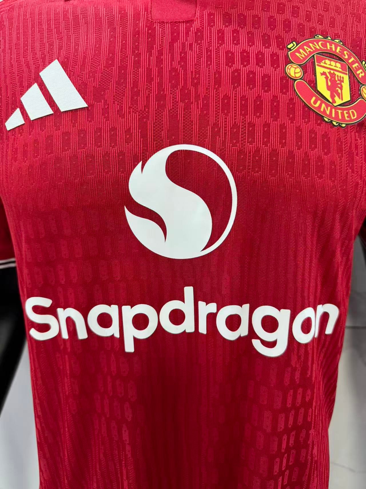 26/27 Manchester United Home Player Version Jersey (With Patches) - Image 6