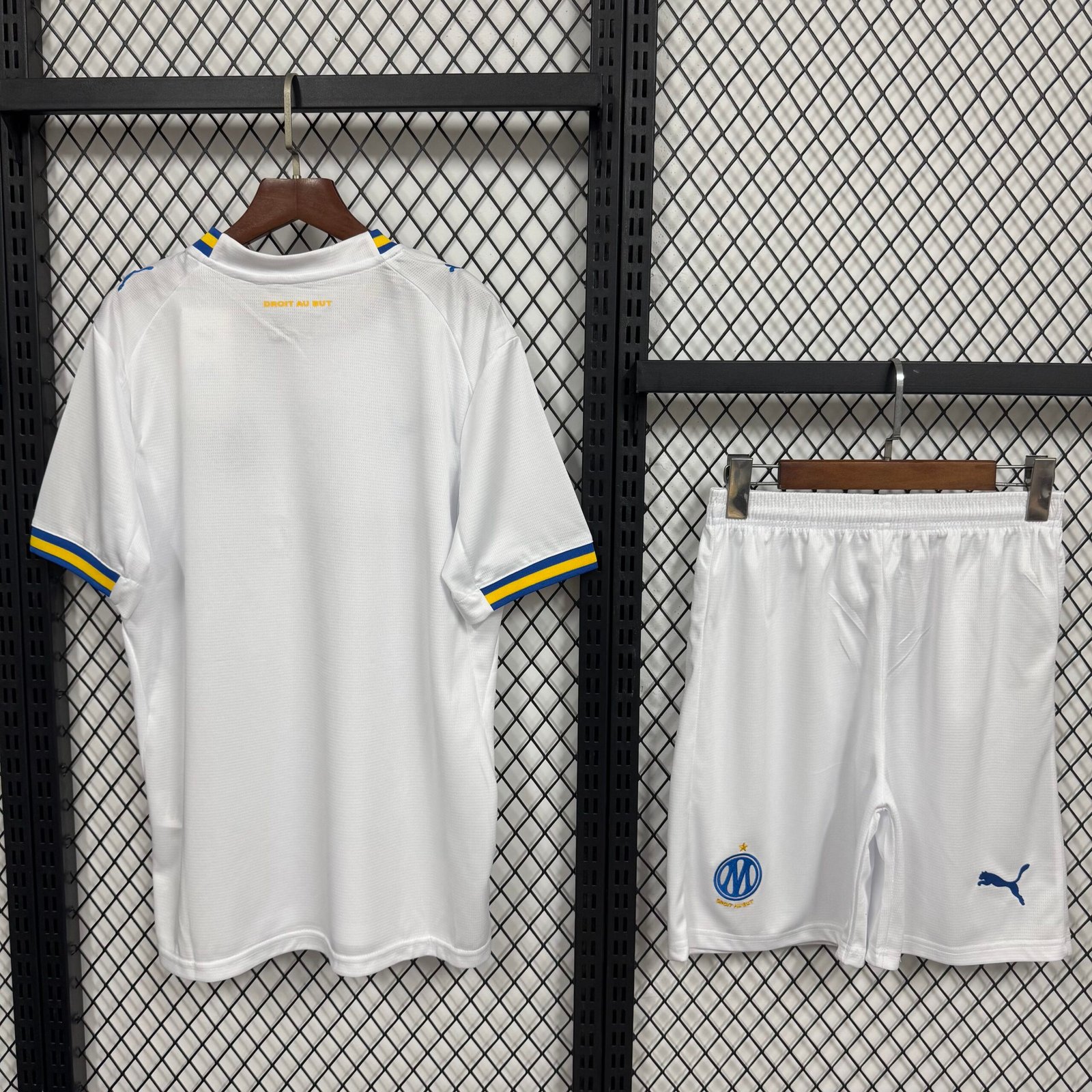 Alternative view of 26/27 Marseille Home Adult Kit