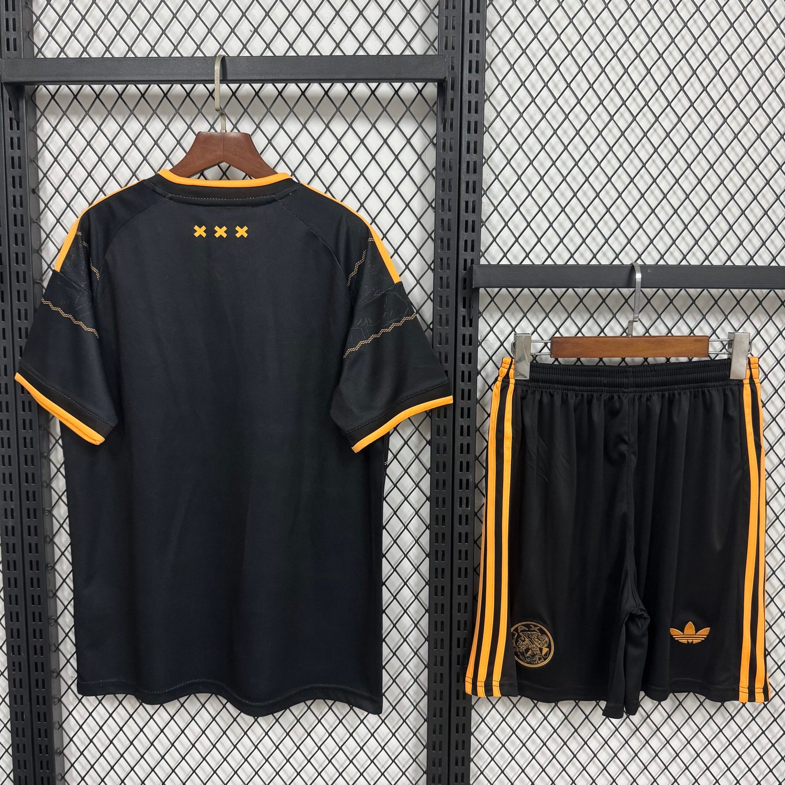 Alternative view of 26/27 Ajax Home Adult Kit