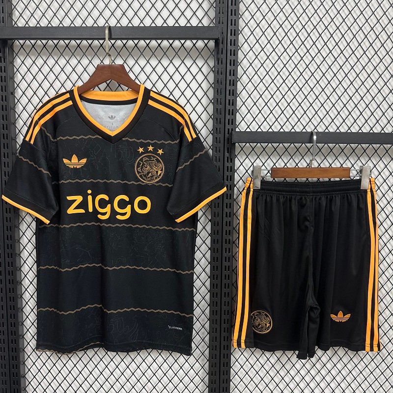 26/27 Ajax Home Adult Kit